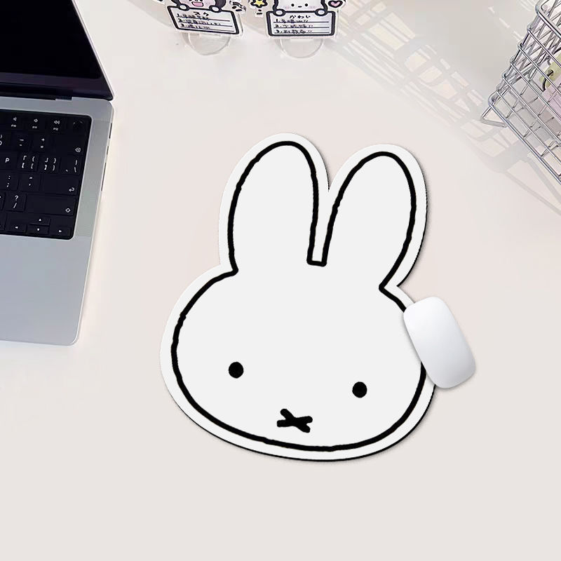 แผ่นรองเมาส์มิฟฟี่ลายการ์ตูนน่ - Kawaii Tech Accessories บทวิจารณ์และราคา